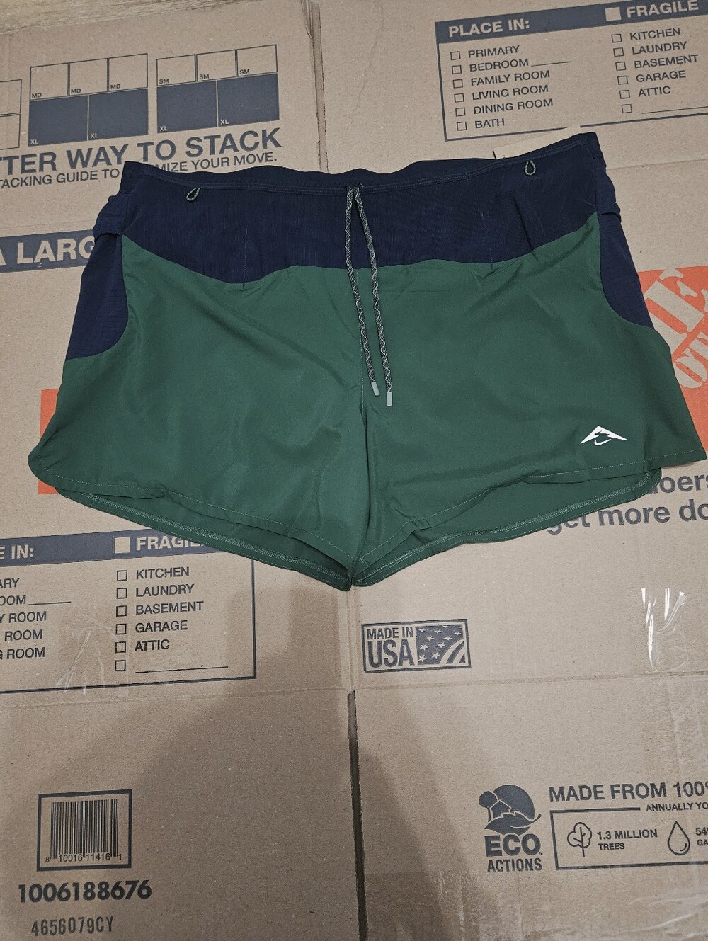 Nike Trail Second Sunrise Dri Fit Green Blue Shorts